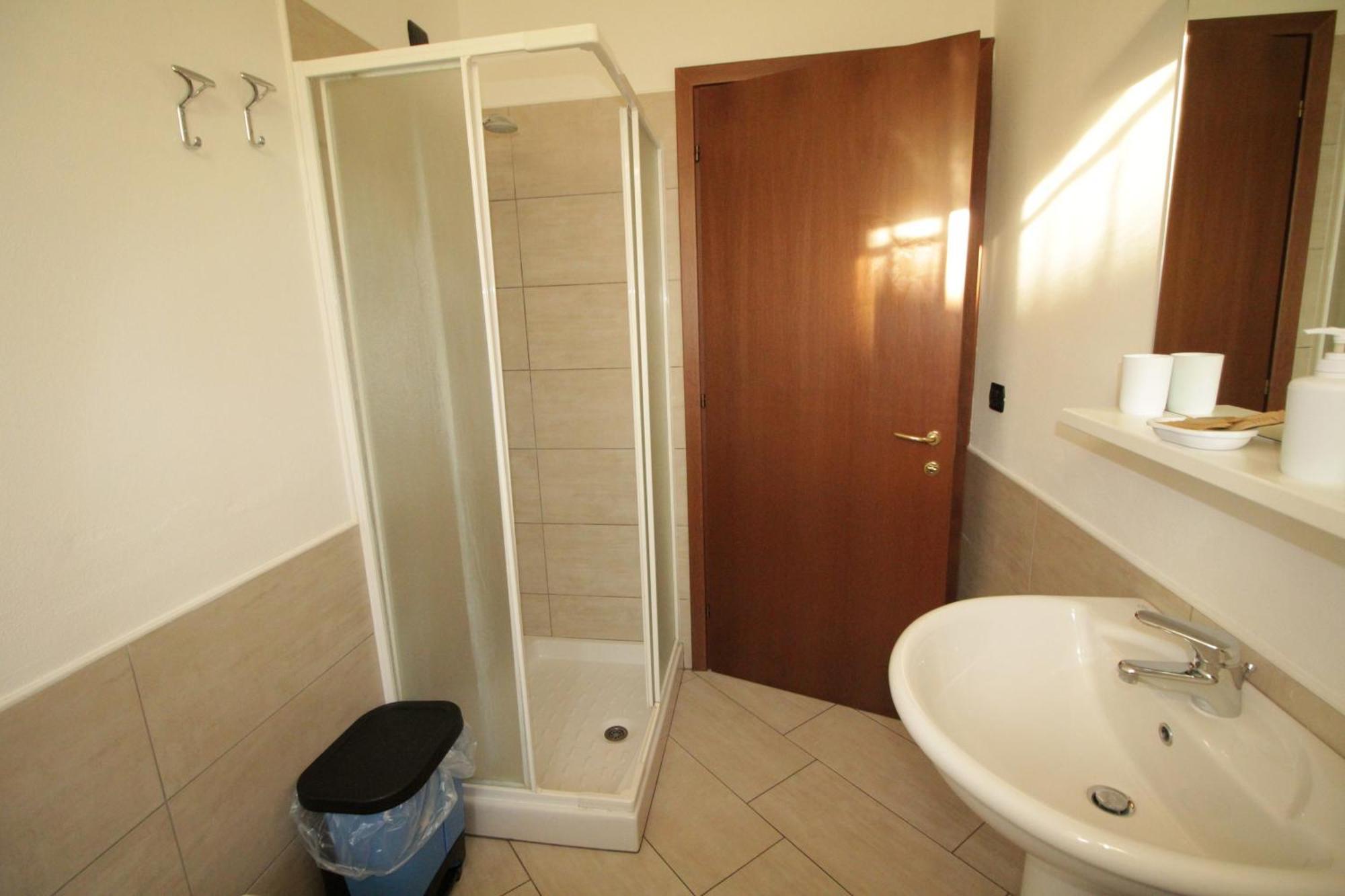Appartamenti "Residence Mgm" Ponte San Pietro  Eksteriør bilde